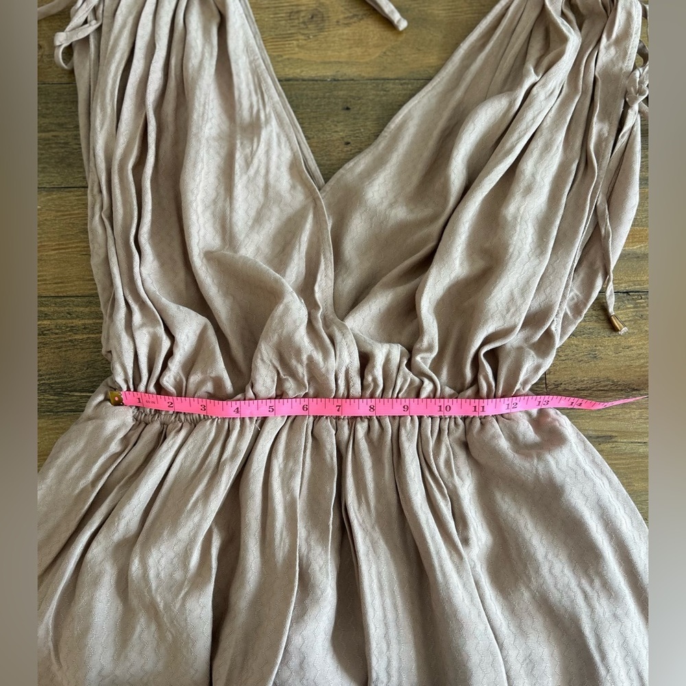 HYFVE Boutique Draped Tan Romper w/pockets Pullon Elastic waist Sz M - Picture 5 of 10